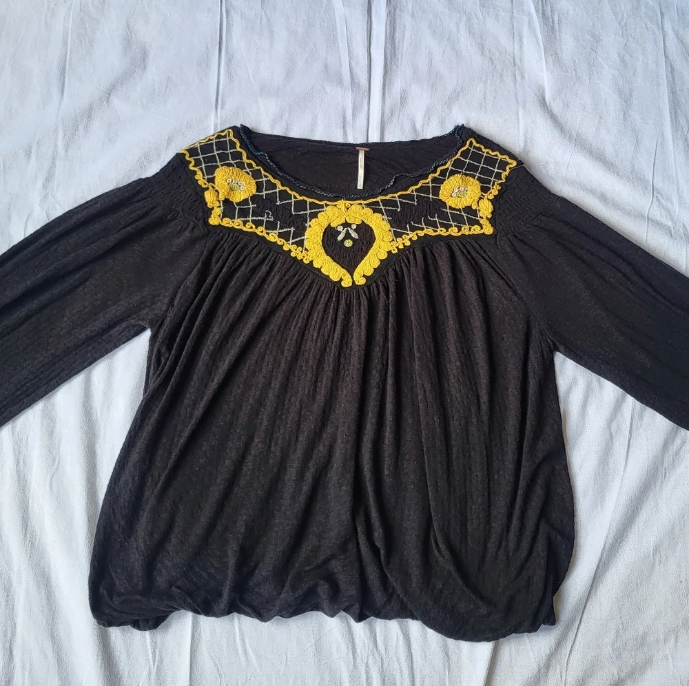 Free People Begonia Boho Peasant Embroidered Blouse Size Large